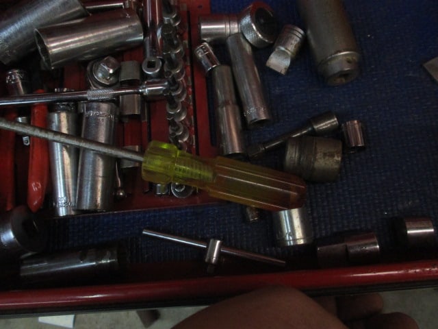 Daytona Rolling 4 Drawer Tool Base with Craftsman Topper Tool Box - 3