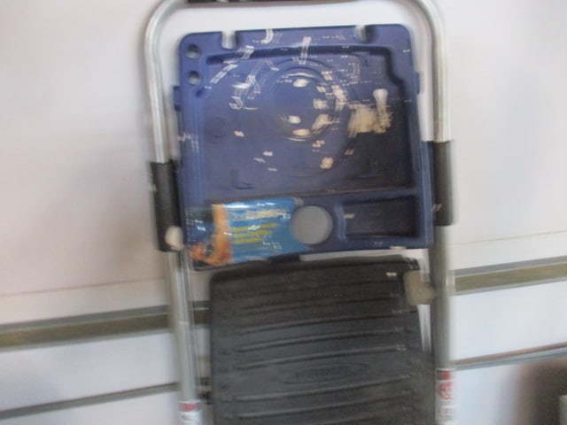 Cosco 3 Step Folding Ladder & Lasso 3 Step Folding Ladder - 4