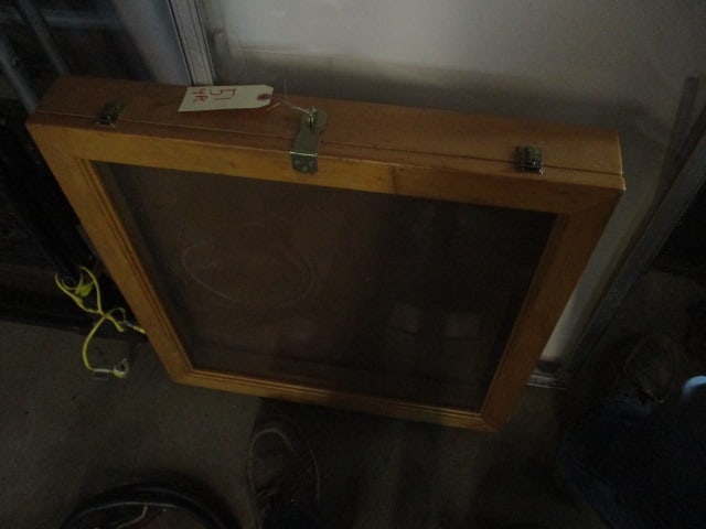 Lot of 3 Display Cases - 5