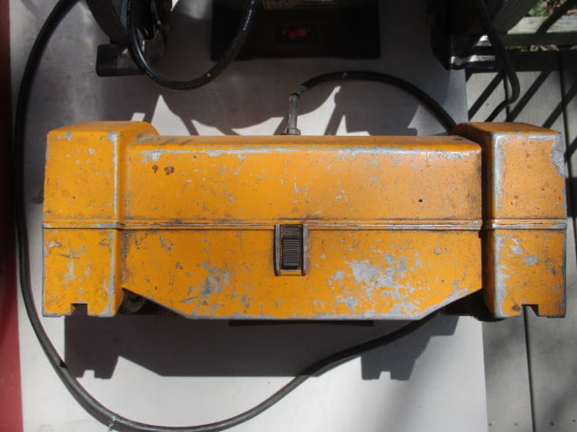 McGraw Edison 6" Bench Grinder - 3