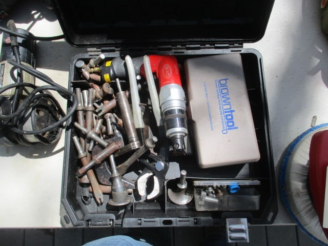 DeWalt Case with Sioux Air Hammer (1 of 3)