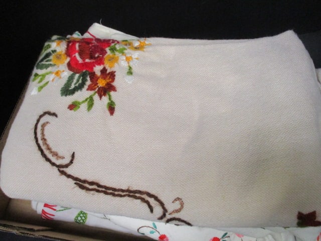 5 Embroidered Tablecloths, Deluxe Vinyl Table Pad (70" Round) & - 4