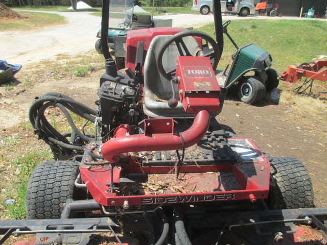 Toro GroundsMaster 3500D Diesel Sidewinder Mower - 2