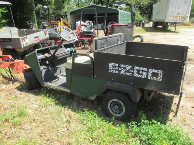 E-Z-Go Gas Power Golf Cart with Diamond Plate Bed for Parts - 5