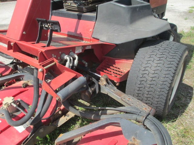 Toro GroundsMaster 4500D 4 Wheel Drive Diesel Sidewinder Mower - 8