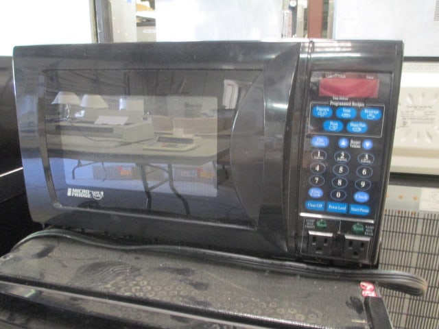 MicroFridge Safe Plug Microwave Refrigerator Combination - 2