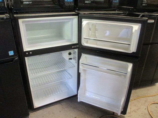 MicroFridge Safe Plug Microwave Refrigerator Combination - 6