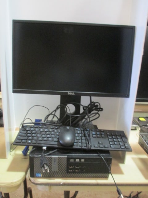 Dell Optiplex 7020 CPU, 21" Monitor, Keyboard and Mouse: Per IT Dept. Does not have hard drive, CPU and Monitor power on, Local Pickup 