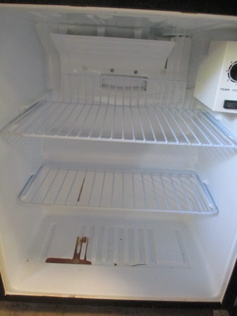 MicroFridge Safe Plug Microwave Refrigerator Combination - 10