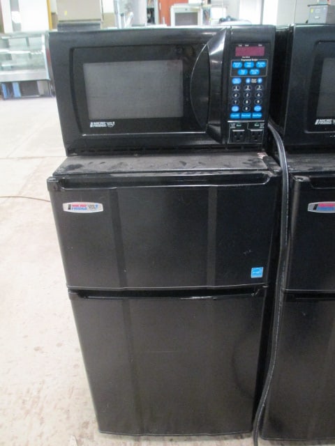 MicroFridge Safe Plug Microwave Refrigerator Combination (1 of 14)