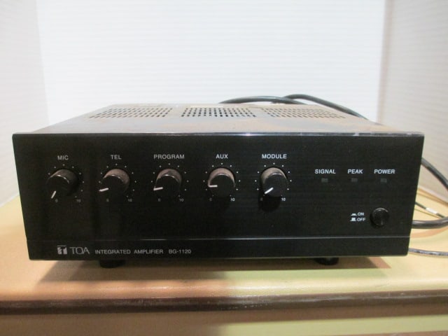 TOA BG-1120 Integrated Amplifier (1 of 5)