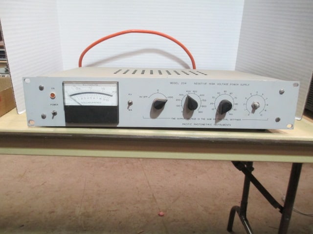 Pacific Photometric Instruments Model 204 Negative High Voltage Power Supply (1 of 6)