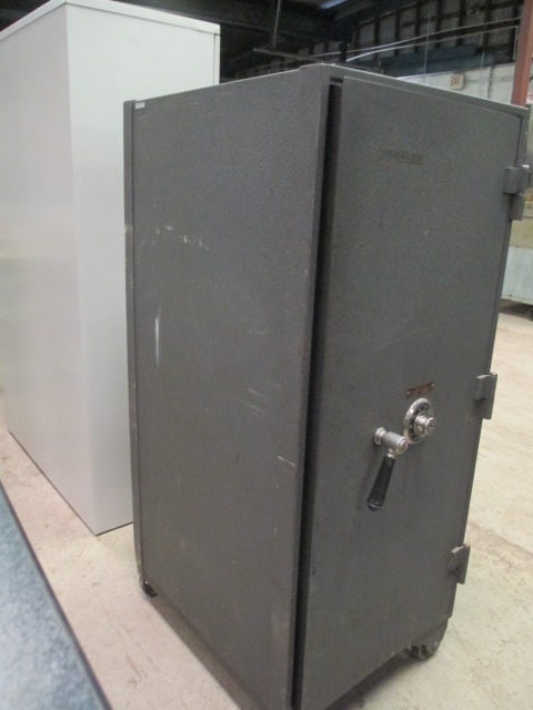 Vintage The Mosler Safe Co. No. 183173 Combination Safe - 3
