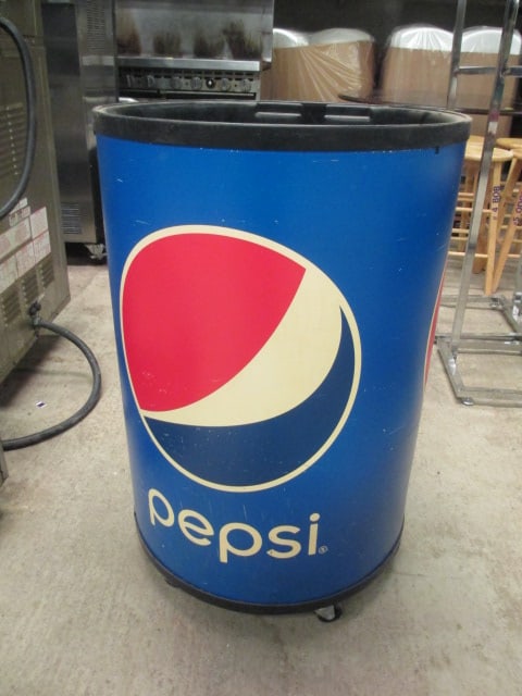 Pepsi Portable Beverage Cooler (1 of 6)