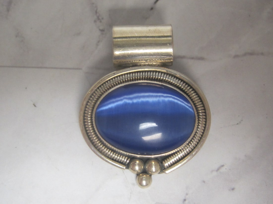 Sterling Silver Blue Cat's Eye Pendant: Weighs 19 grams, 1 7/8", Large oval cabochon, great for Omega necklace