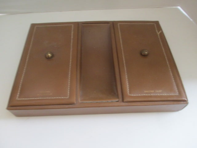 Midcentury Leather Wrapped Dresser Valet: 11 1/2" x 8" x 1 1/4"