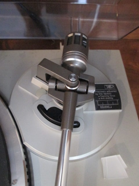 Technics SL-QD3 Quartz Direct Drive Automatic Turntable System - 2