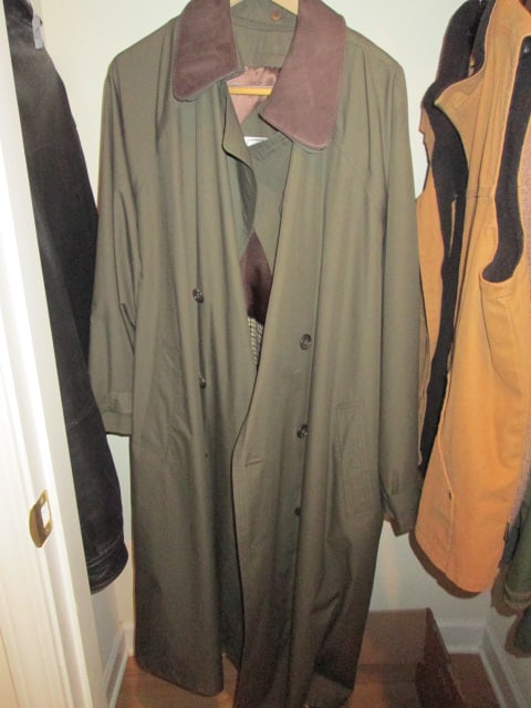 Towne from London Fog Men's Leather Collar Overcoat: Size 42 Regular, has zip out lining