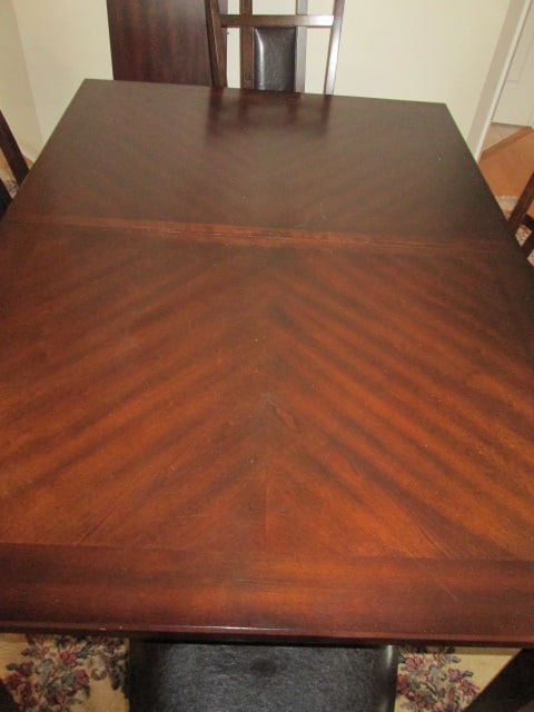 Great Veca Dining Table, Six Side Chairs and Leaf - 2