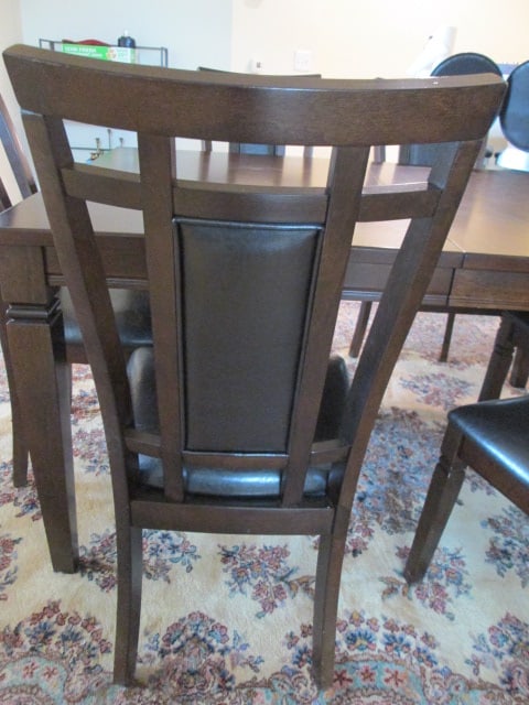 Great Veca Dining Table, Six Side Chairs and Leaf - 3