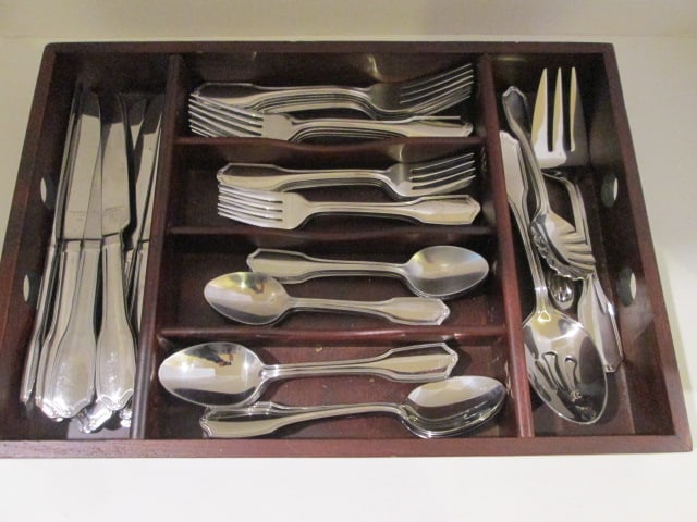 48 Pieces of Reed & Barton Stainless Flatware in Wood Organizer Tray: .