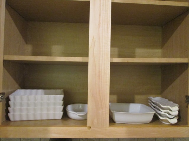 White Glazed Stoneware Bakeware and Corn Holders: .