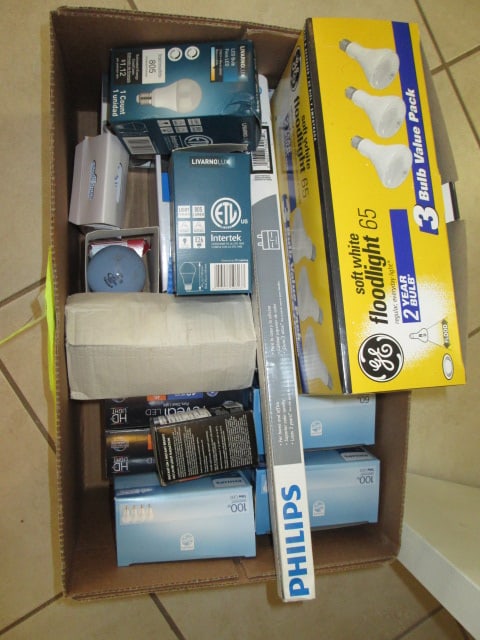 Grouping of Various Style and Wattage Light Bulbs: See all pictures and preview for selection, Local Pickup Only