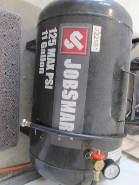 JobSmart 125 Max PSI 11 Gallon Air Tank: Local Pickup Only