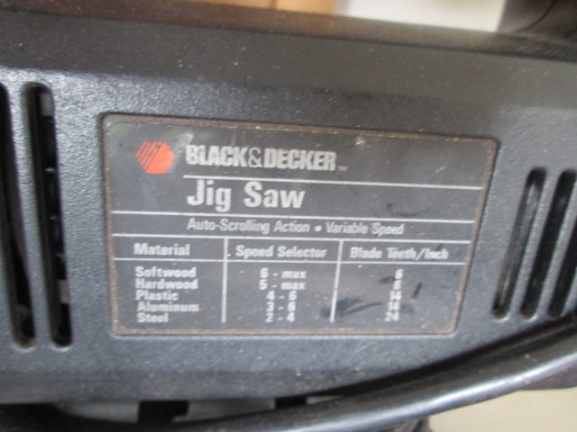 Black & Decker Model 7588 Electric Jig Saw - 2