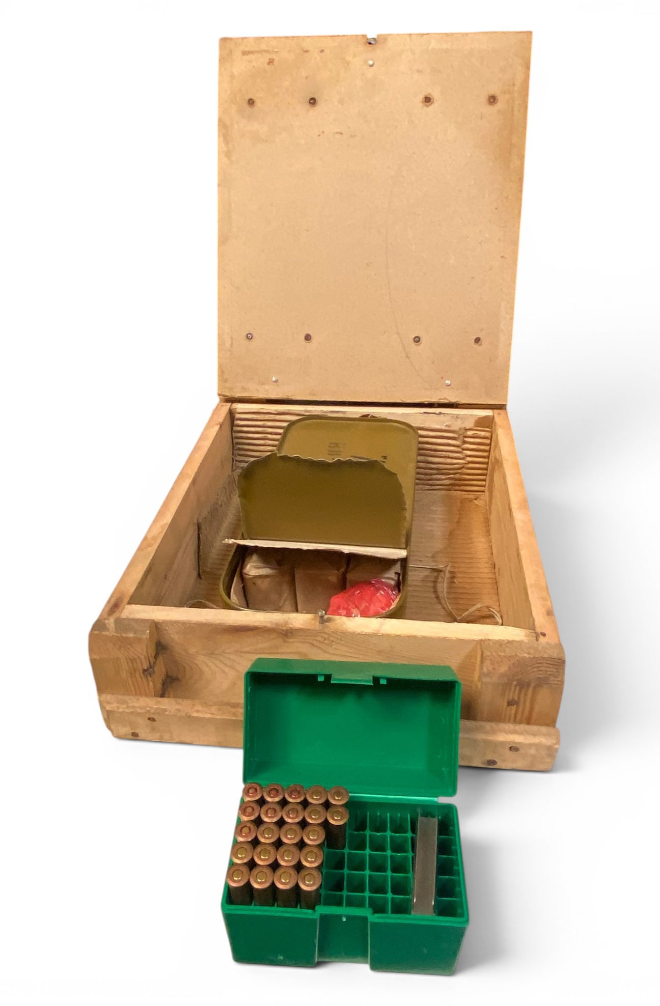Approx. 422rds of 7.62x54r Russian Surplus Ammunition in Russian Wooden Ammo Crate (1 of 9)