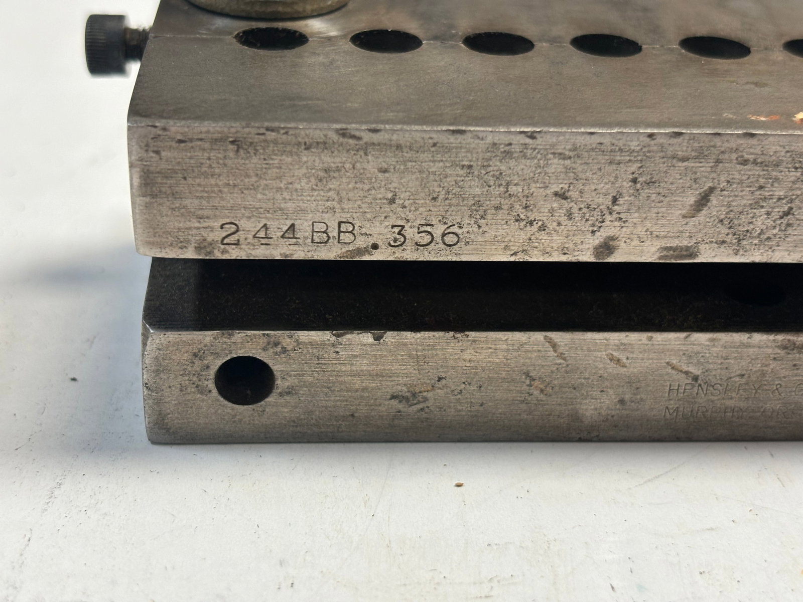 Hensley & Gibbs Murphy, Oregon 244BB .356 (.38 cal) 10-Cavity Bullet Mould Reloading Tool - 2