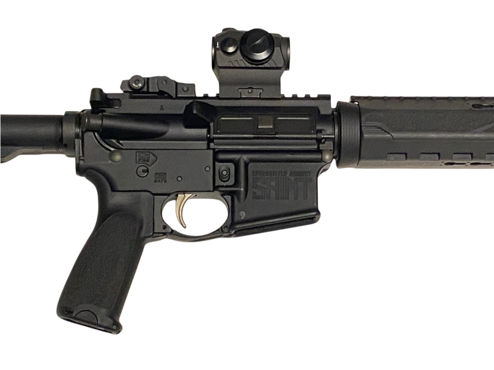 Excellent Springfield Armory SAINT M-LOK 5.56mm Semi-Automatic AR-15 Rifle w/ Sig Sauer Red Dot - 10