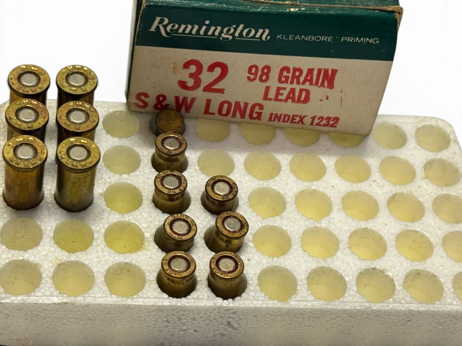 39rds. of .32 S&W 88gr. Lead & 6rds. of .32 S&W LONG 98gr. Lead Ammunition - 3