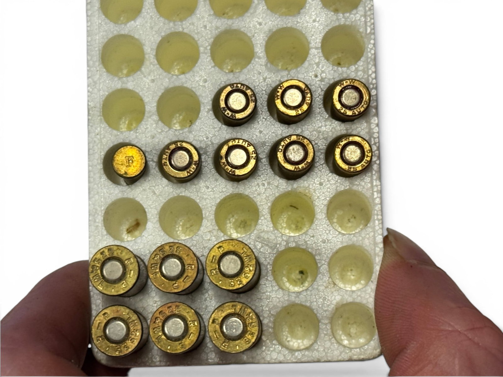 39rds. of .32 S&W 88gr. Lead & 6rds. of .32 S&W LONG 98gr. Lead Ammunition - 4