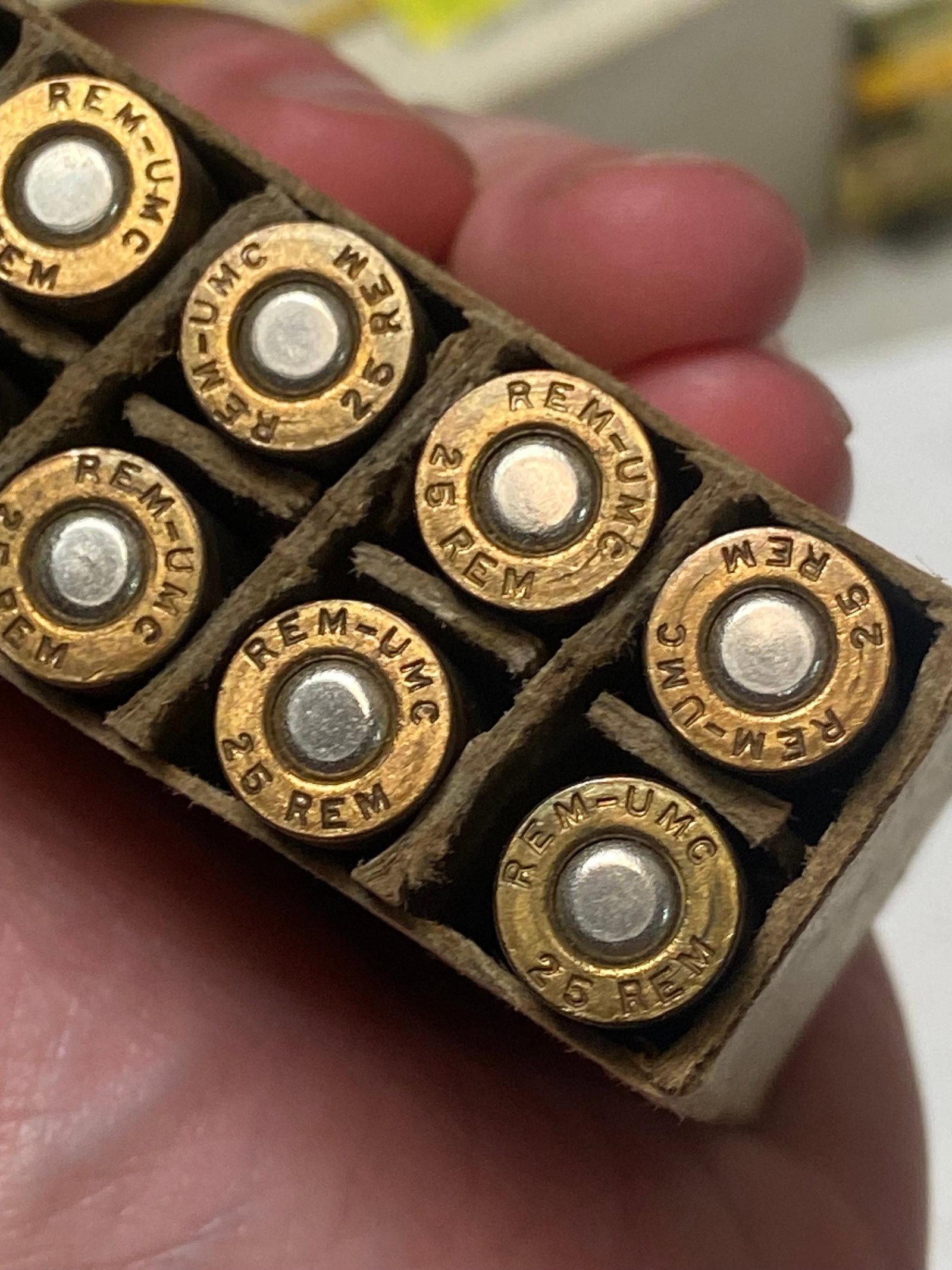 NIB Vintage Collectible 20rds. Of .25-35 WIN. 117gr. Bullet SP Winchester Super Speed Ammunition - 2