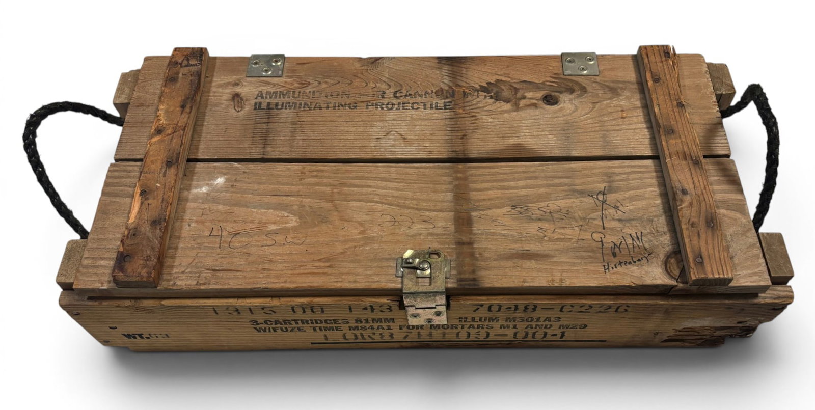 Vintage Collectible 81mm Mortar M1 and M29 Ammunition Crate: Left Latch is broken
