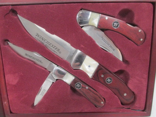 2008 Winchester Limited Edition 3 Knife Collector Set in Wood Presentation Box - 3