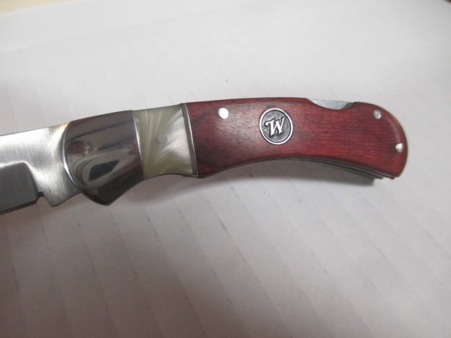 2008 Winchester Limited Edition 3 Knife Collector Set in Wood Presentation Box - 6