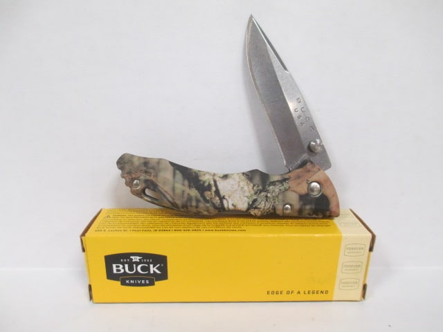 2020 Buck Knives #8796 Bantam Thumb Stud Folding Blade Knife in Original Box: Camo design handle, marked 284+