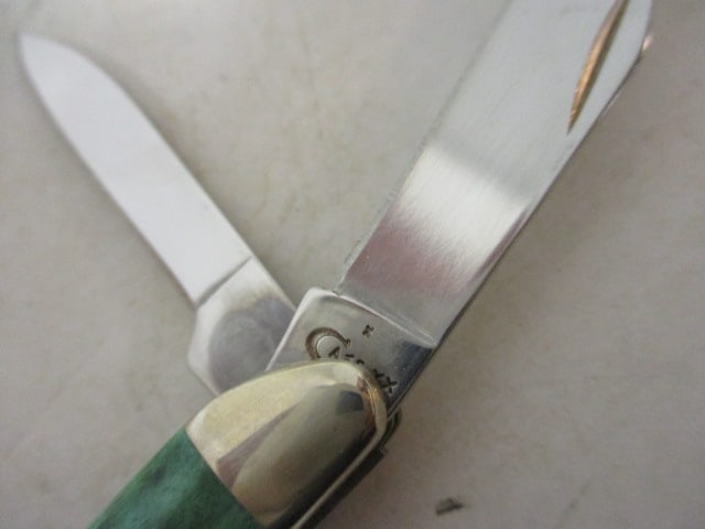 2018 Case Pocket Worn Bermuda Green Bone Peanut Knife in Original Box - 4