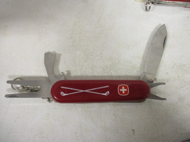 Five Swiss Army Style Utility Knives - 7