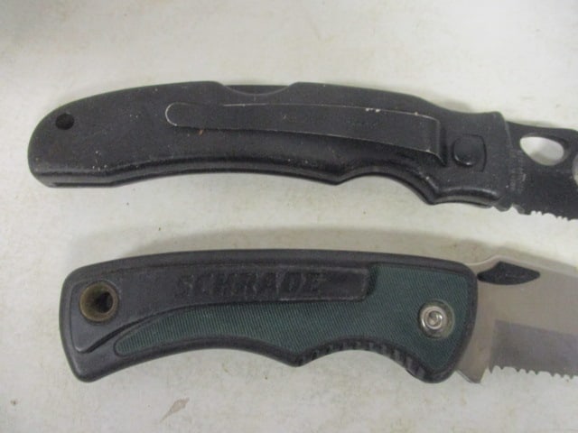 Smith & Wesson and Schrade Old Timer Thumb Flip Folding Blade Knives - 6