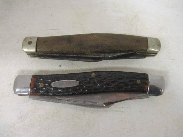 Two Old 3 Blade Pocket Knives (1 of 5)