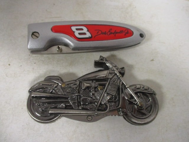 NASCAR #8 Dale Earnhardt Jr. Collector Folding Thumb Stud Blade Knife and (1 of 4)