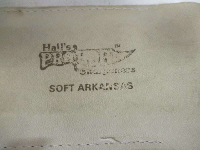 Maxam Hunting Knife with Gut Hook in Canvas Sheath and Hall's Pro Edge - 2