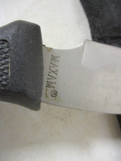 Maxam Hunting Knife with Gut Hook in Canvas Sheath and Hall's Pro Edge - 5