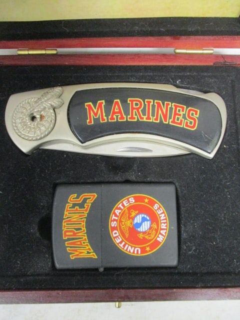 "Marines" Collector's Folding Blade Knife and Lighter Set in Wood Presentation Box - 2