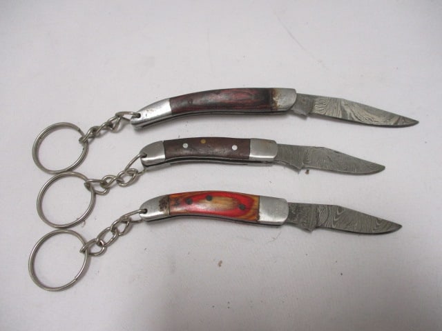 Three Key Chain Pocket Folding Knives (1 of 5)