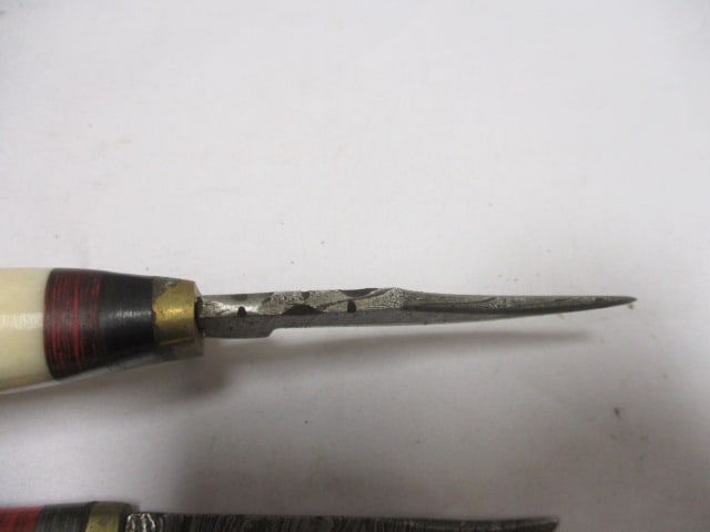 Two Damascus Short Skinner Fixed Knife with Leather Sheath - 5