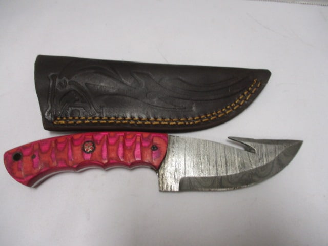 Damascus Gut Hook Knife with Leather Sheath: 8" Long- 4" Blade